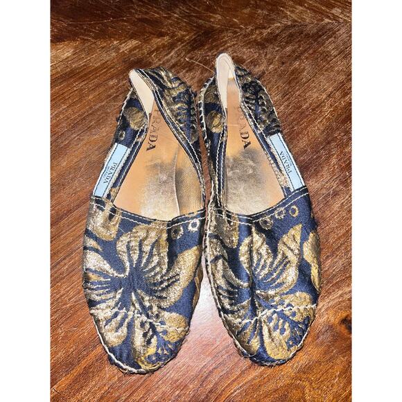 PRADA Casual Preppy Festival Brocade Navy Blue & Gold Fabric Espadrilles 37 / 7 - Picture 3 of 15